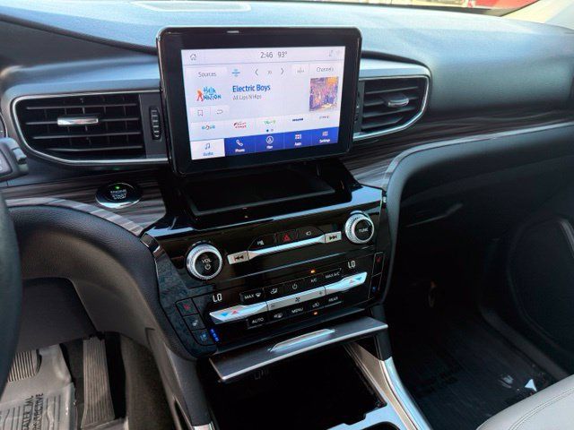 Used 2021 Ford Explorer Limited w/ Equipment Group 301A RWD image 25