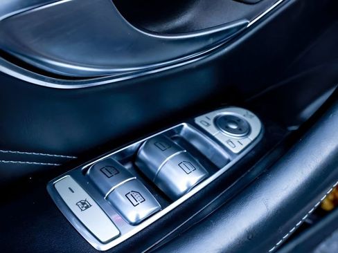 Used 2019 Mercedes-Benz E 63 AMG S image 39