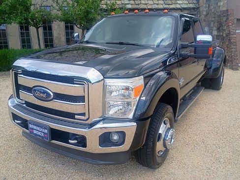 Used 2011 Ford F450 Lariat w/ Lariat Ultimate Pkg AWD/4WD image 6
