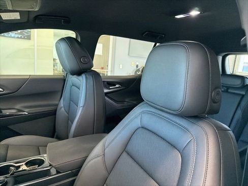 New 2026 Chevrolet Equinox LT image 16