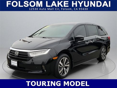 Used 2024 Honda Odyssey Touring image 1
