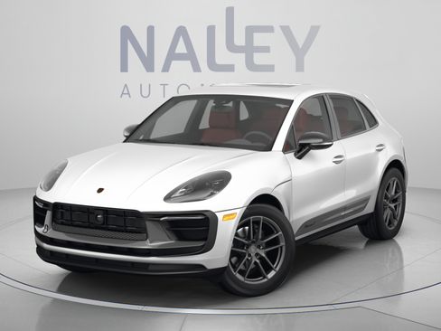 Used 2023 Porsche Macan AWD/4WD image 9