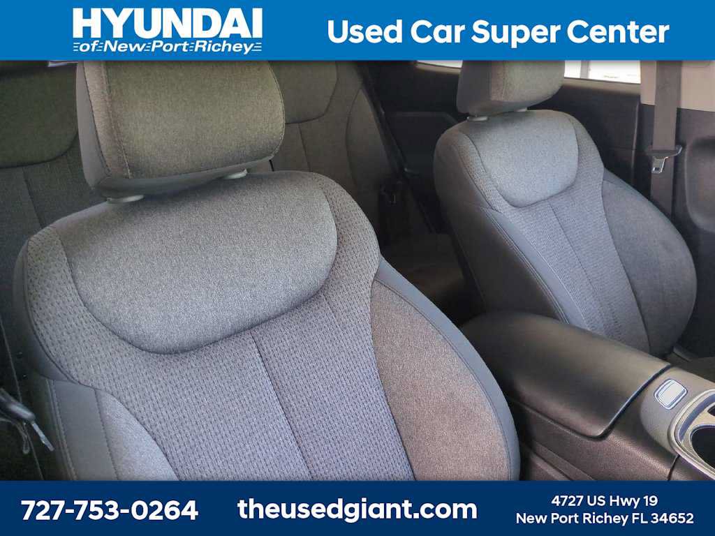 Certified 2023 Hyundai Santa Fe SEL FWD image 6