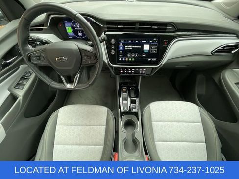 Used 2023 Chevrolet Bolt EUV Premier image 19