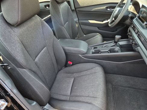 Used 2025 Honda Accord SE image 30