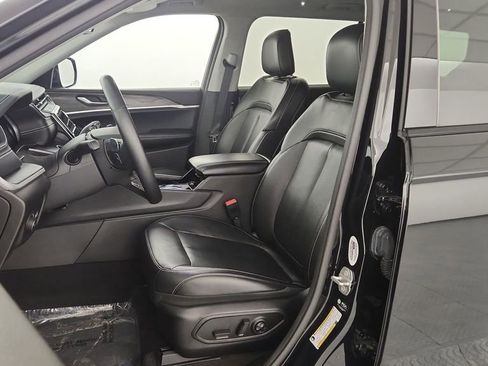 Used 2021 Jeep Grand Cherokee L Limited image 13