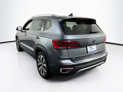 Used 2023 Volkswagen Taos SE AWD/4WD image 7