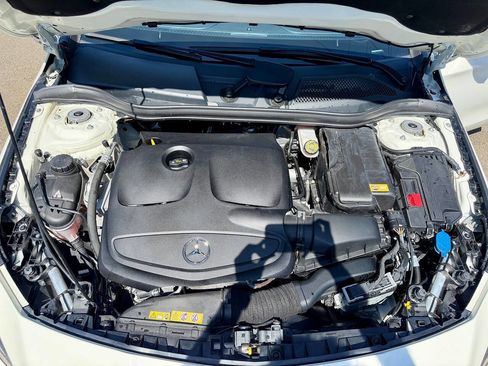 Used 2015 Mercedes-Benz CLA 250 image 35