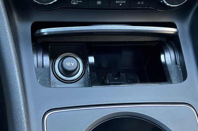 Used 2018 Mercedes-Benz CLA 250 image 38