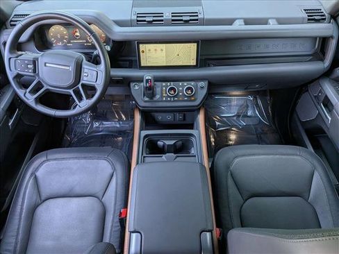 Used 2023 Land Rover Defender 110 X-Dynamic SE AWD/4WD image 19
