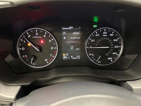 Used 2024 Subaru Crosstrek 2.0i Premium AWD/4WD image 16