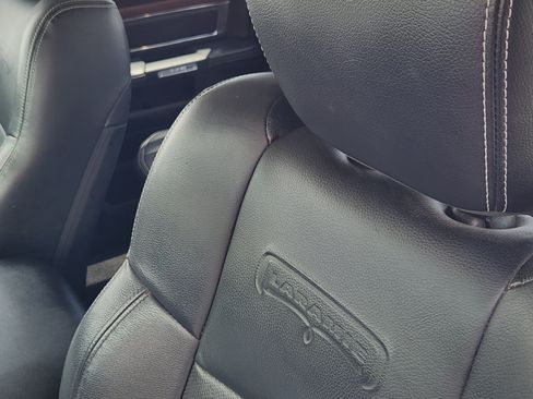 Used 2018 RAM 2500 Laramie w/ Off Road Package AWD/4WD image 17