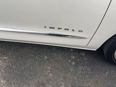 Used 2018 Chevrolet Impala Premier w/ Premier Confidence Package image 17