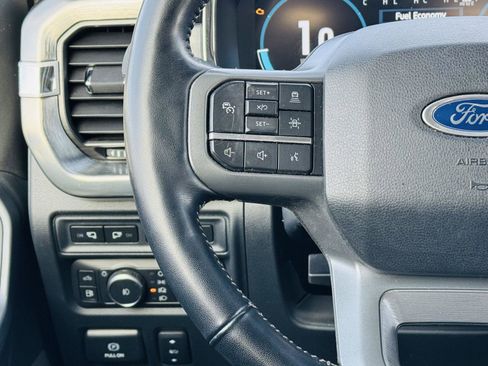 Used 2021 Ford F150 Lariat image 24