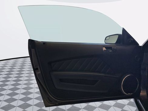Used 2014 Ford Mustang GT Premium w/ Electronics Package RWD image 10