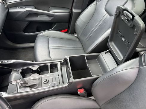 Used 2023 Kia Sorento S w/ Panoramic Sunroof Package FWD image 23