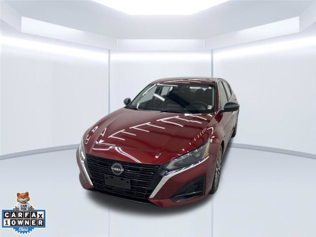 Used 2025 Nissan Altima 2.5 SV FWD image 3