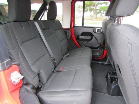 Used 2021 Jeep Wrangler Unlimited Sport w/ Technology Group image 20