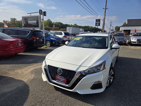 Used 2020 Nissan Altima 2.5 S FWD image 2