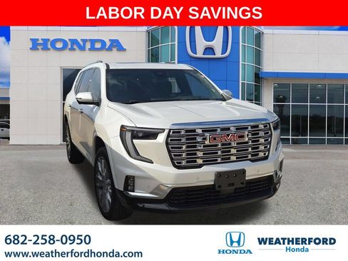 Used 2025 GMC Acadia Denali w/ Super Cruise Package FWD image 1