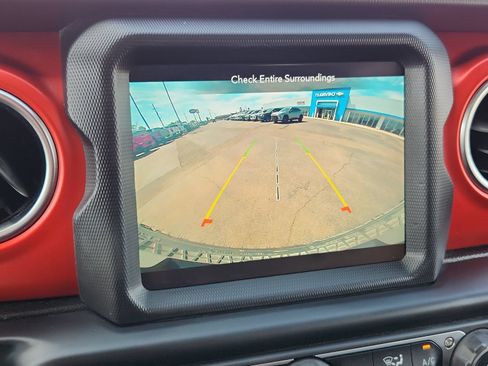 Used 2020 Jeep Wrangler Unlimited Rubicon AWD/4WD image 12