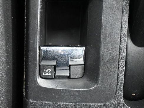 Used 2016 Jeep Patriot Sport w/ Power Value Group AWD/4WD image 55