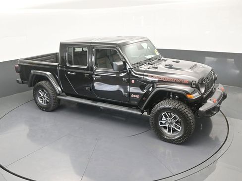 New 2026 Jeep Gladiator Mojave image 50