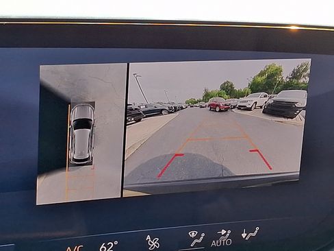 Used 2025 Buick Envision Preferred AWD/4WD image 18