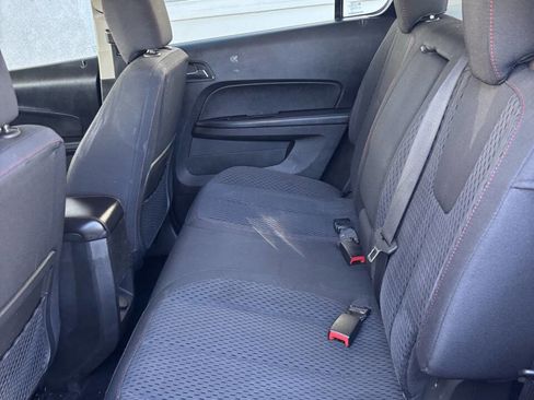 Used 2013 Chevrolet Equinox LS image 22