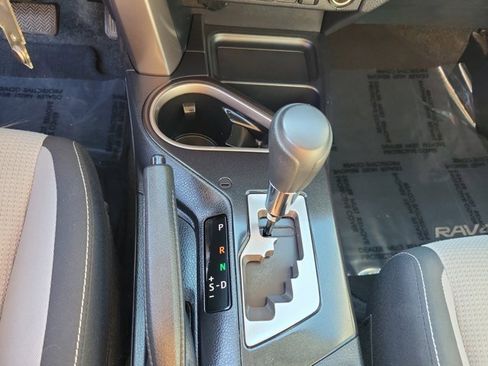 Used 2016 Toyota RAV4 XLE image 30