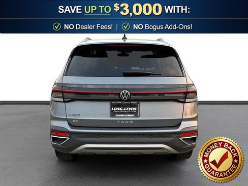 Used 2025 Volkswagen Taos SE image 5