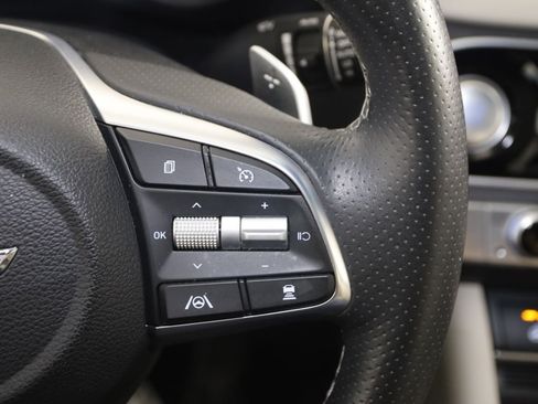 Used 2023 Genesis G70 2.0T w/ Sport Prestige Package AWD/4WD image 39