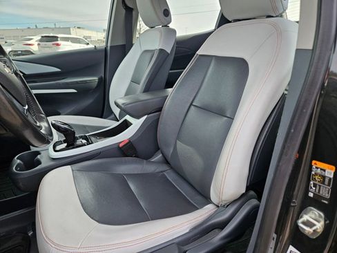 Used 2020 Chevrolet Bolt Premier w/ Infotainment Package image 16
