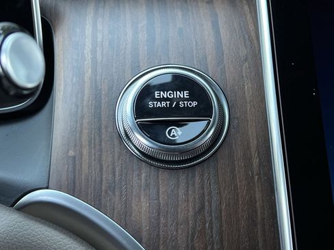 New 2026 Mercedes-Benz GLC 300 4MATIC image 31