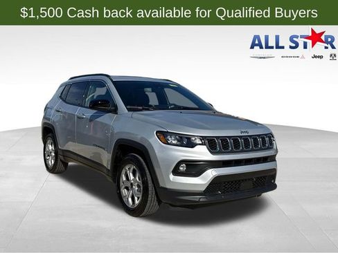 New 2026 Jeep Compass Latitude image 1