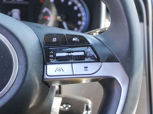 Used 2023 Hyundai Tucson SE FWD image 29