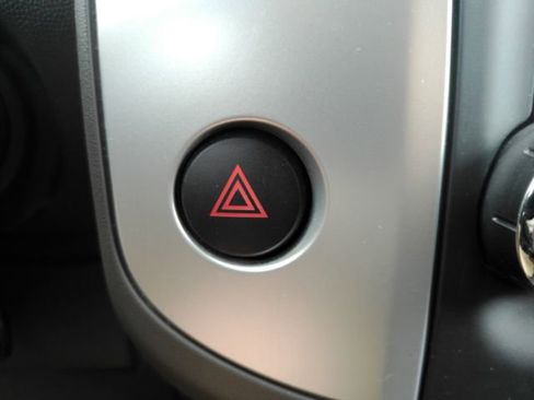 Used 2017 Nissan Frontier SV RWD image 35