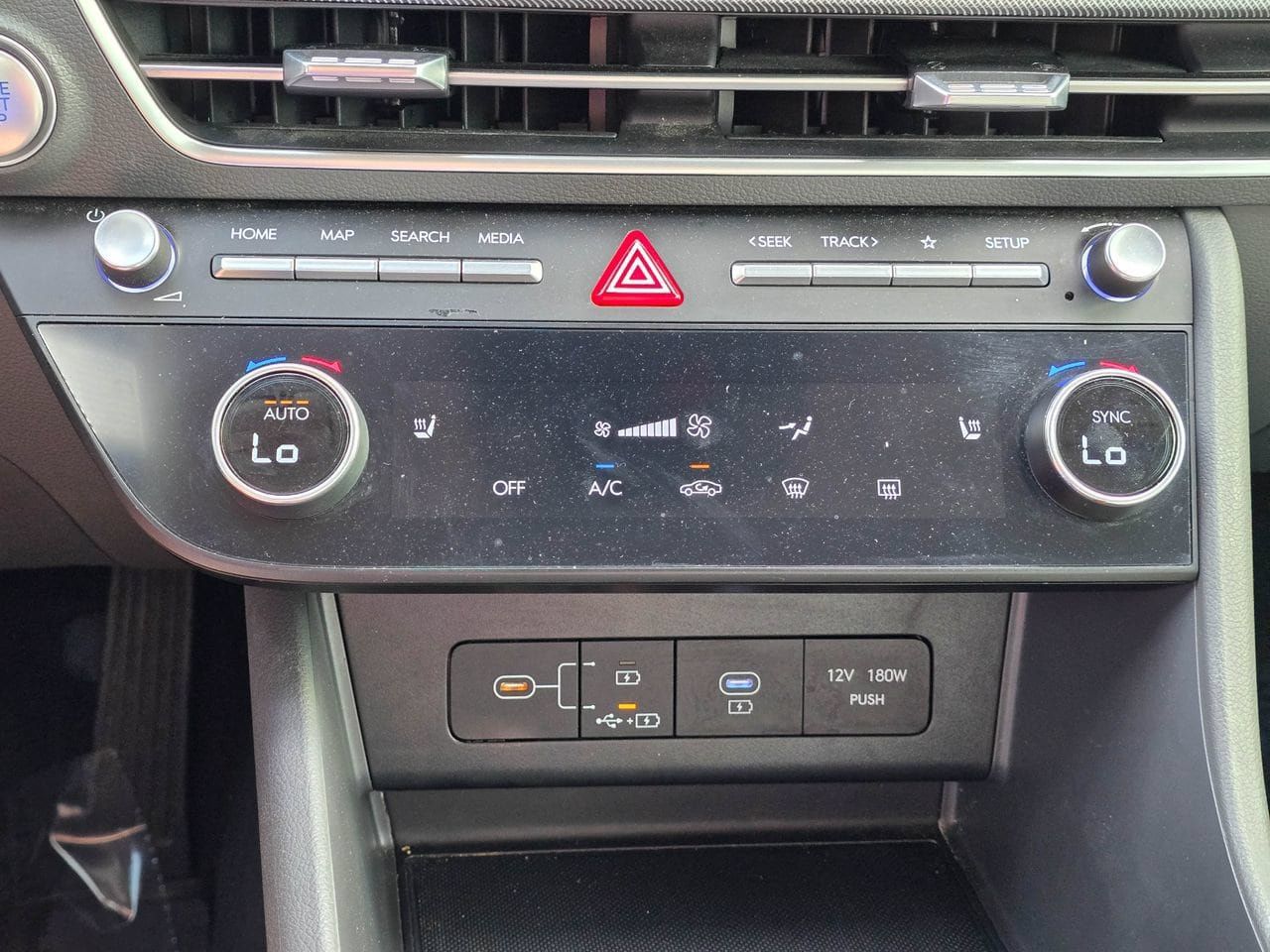 Used 2025 Hyundai Sonata SEL FWD image 14