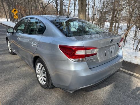 Used 2017 Subaru Impreza 2.0i image 3
