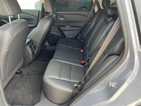 Certified 2024 Nissan Rogue SL w/ SL Premium Package image 25