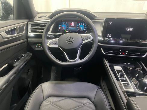 New 2026 Volkswagen Atlas Cross Sport SE image 18