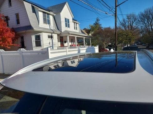 Certified 2024 Volvo XC90 B5 Plus w/ Protection Package Premier image 3