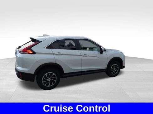 Used 2022 Mitsubishi Eclipse Cross ES image 9