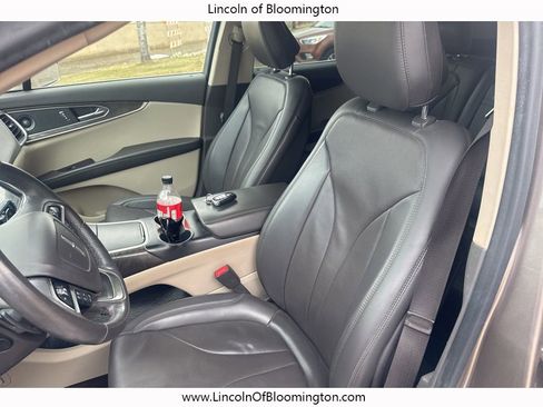 Used 2020 Lincoln Nautilus Reserve w/ Equipment Group 201A image 12