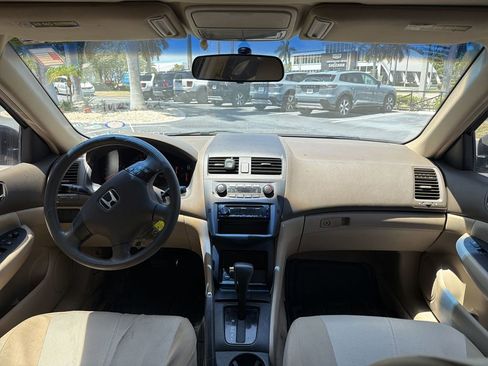 Used 2003 Honda Accord LX image 10
