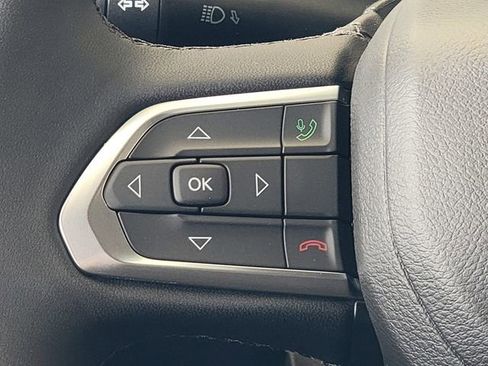 New 2025 Jeep Compass Limited w/ Sun & Sound Group image 31