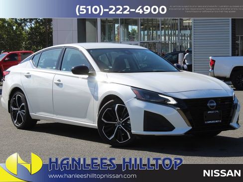 New 2025 Nissan Altima 2.5 SR FWD image 1