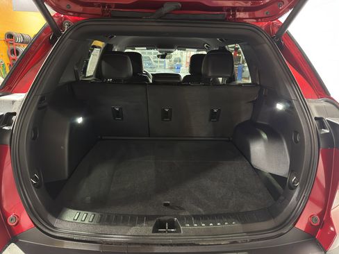 Used 2025 Chevrolet Equinox LT w/ Convenience Package II image 20