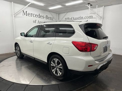 Used 2017 Nissan Pathfinder S FWD image 5