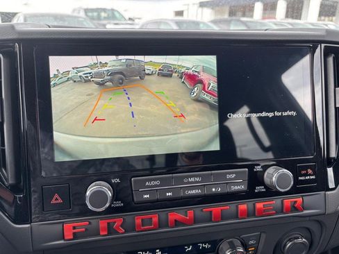 Used 2025 Nissan Frontier PRO-4X AWD/4WD image 20